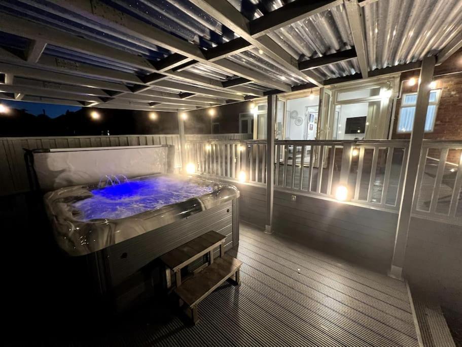 Numero Venti Aparthouse Wifi Parking Hot Tub Νιούκασλ Εξωτερικό φωτογραφία